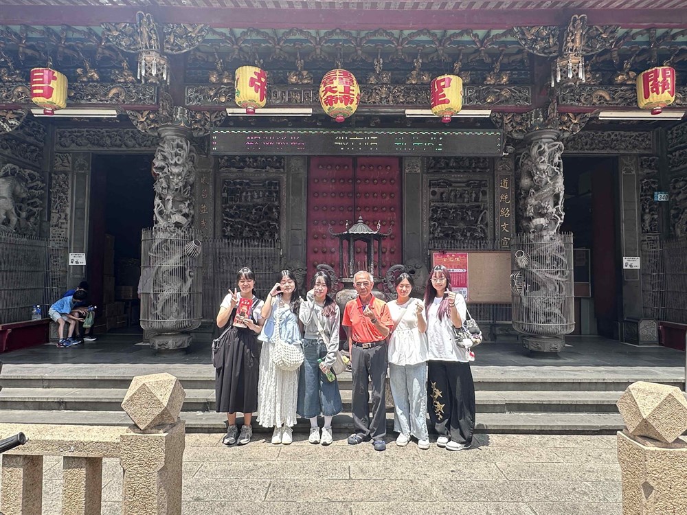 吳婕瑀 李苡丞 袁于宸 謝芯語 蘇軒郁