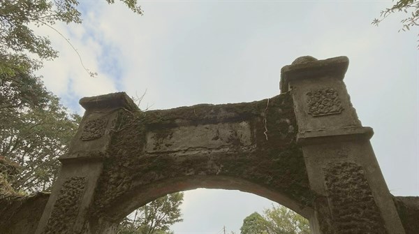 李崠山的碎片：高山戰場的記憶與遺構