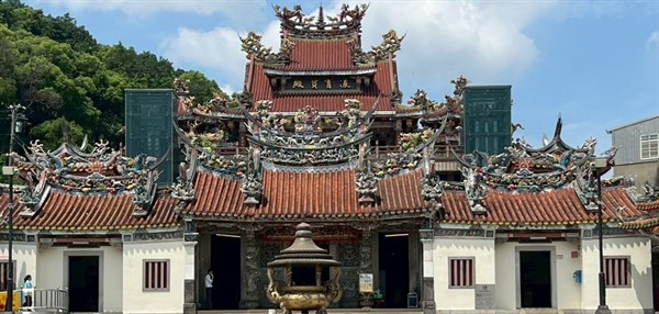 香火鼎盛的壽山巖觀音寺