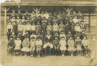 極端統治下的台灣女性