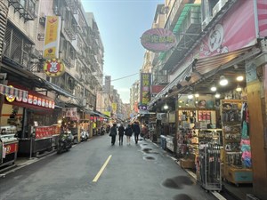 淡水老街人潮