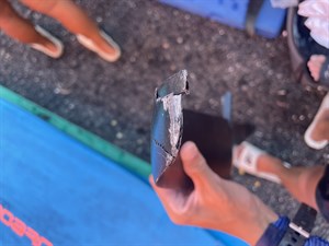 水翼爆掉