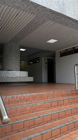 敦品一樓