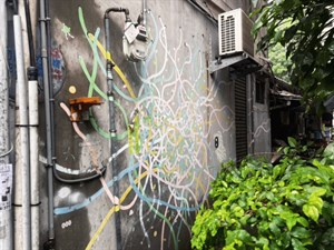 赤峰街巷內彩繪牆