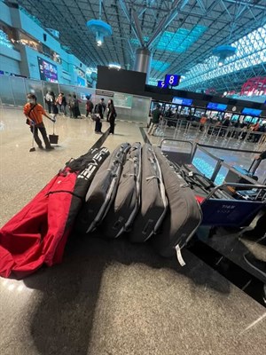 機場運送器材 遇到種種難關
