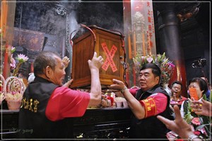 白沙屯媽祖進香-香擔