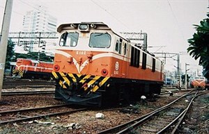 E100 型電力機車