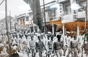 館藏戒嚴時期北港高中參與重要慶典遊街活動照片
