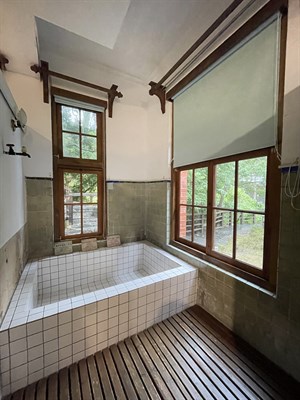 原本設計給女性跟孩童使用的湯屋