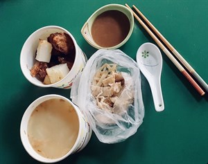白蘭市場—米粉湯