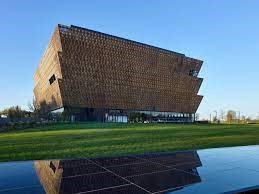 國立非裔美國人歷史和文化博物館（National Museum of African American History and Culture）｜館舍外觀圖