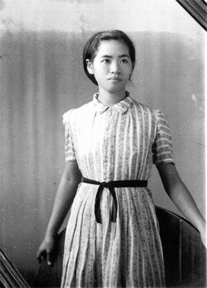 洋裝