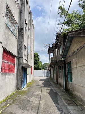 憲光二村通往龜吉拉的路
