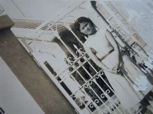 溫柔的脊梁_銀行行員時期的廖佩冠 女士