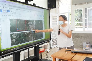 土城國小王美琇老師分享其事先在google earth上面標記的土城子範圍。