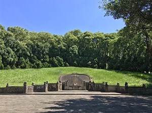 義民塚