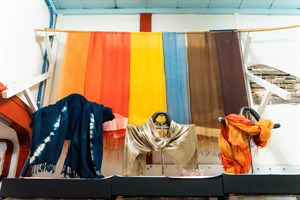 鳳林鎮花手巾植物染工坊-植物染絲巾、圍巾