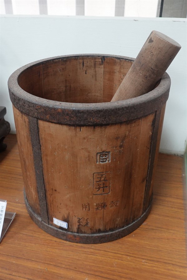 北港高中鄉土文物館館藏文物：日治時期圓形木斗組