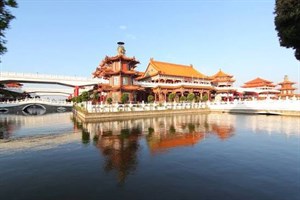 鹿耳門聖母廟