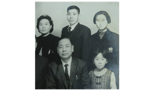 毛家家庭合照