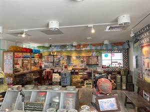 方伯伯雜貨店