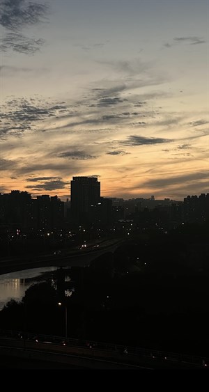 《窗外的遠方》