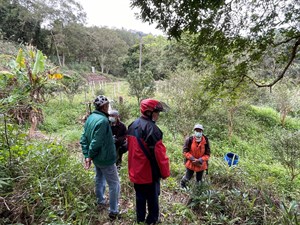 陳永坤老家旁石板伯公_4