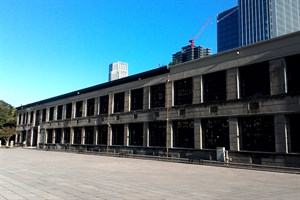 松山菸廠製菸工廠北面