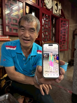 訪問到曾擔任官降首的阿伯