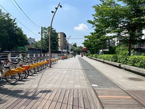 自行車道與U-bike站