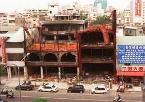 衛爾康餐廳大火