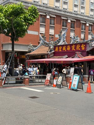 城隍廟側面圖