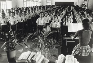 1970年代拯民國小畢業典禮