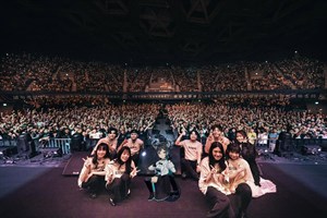 森森鈴蘭 3D Live 實體演唱會《盛開 Blooming》