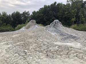 烏山頂泥火山