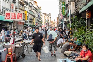 消費者以及販售者