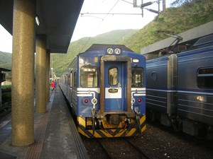 EMU5０２（５００）