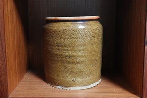館藏豆腐乳甕之一