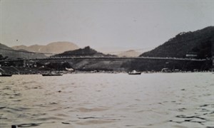 碧潭攔水壩