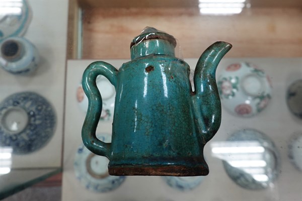 北港高中鄉土文物館館藏文物：綠釉小壺