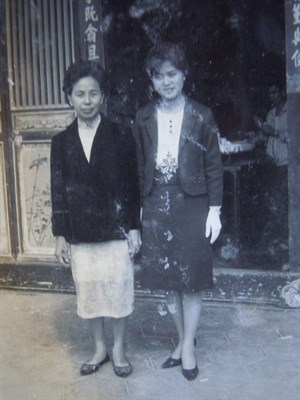 溫柔的脊梁_廖佩冠女士與母親