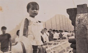 父女遊碧潭吊橋(2)