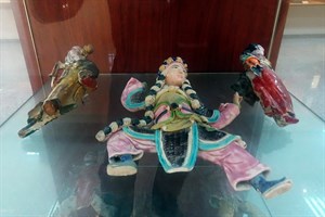 館藏早期人物交趾陶釉色豐富