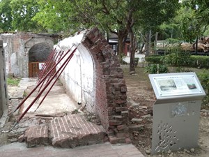 火力發電廠排煙道遺址