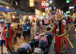 新莊大拜拜繞境https://baodao.setn.com/news/1663305