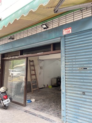 原雲南米干門口