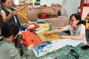 鳳林鎮花手巾植物染工坊-植物染採訪