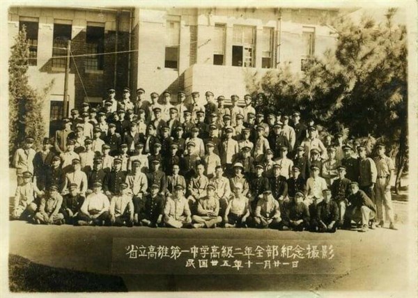 台灣學生的今昔生活面貌