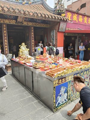 外面供台