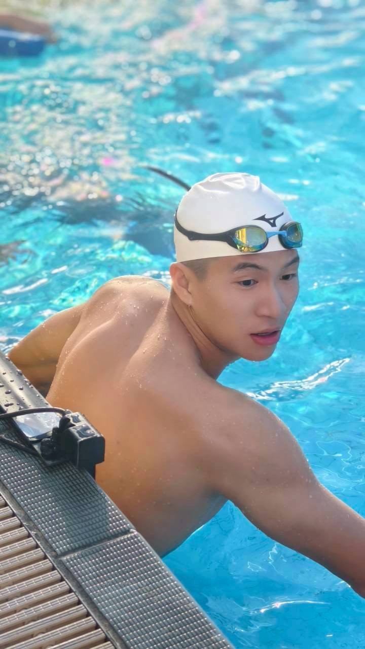 《水下的 1.2 公尺》